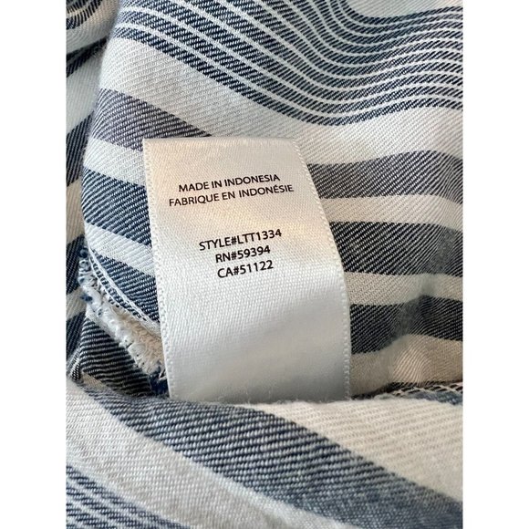 Like New! BeachLunchLounge Blue Striped Flutter Sleeve Naomi Blouse - Medium - Picture 9 of 11